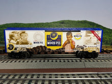 Load image into Gallery viewer, O Scale - Lionel Special Run Moon Pie 40' Single Door Boxcar O7285