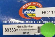 Load image into Gallery viewer, HO - Athearn 89383 Great Northern 50&#39; Combination Door Boxcar GN36654 HO11489
