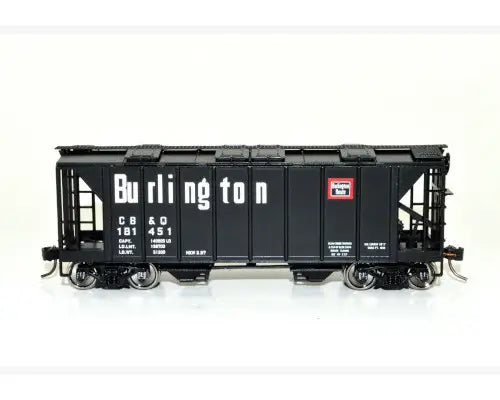 HO Scale - Bowser 43249 Burlington 70 Ton 2-Bay Covered Hopper CB&Q181495 HO12082