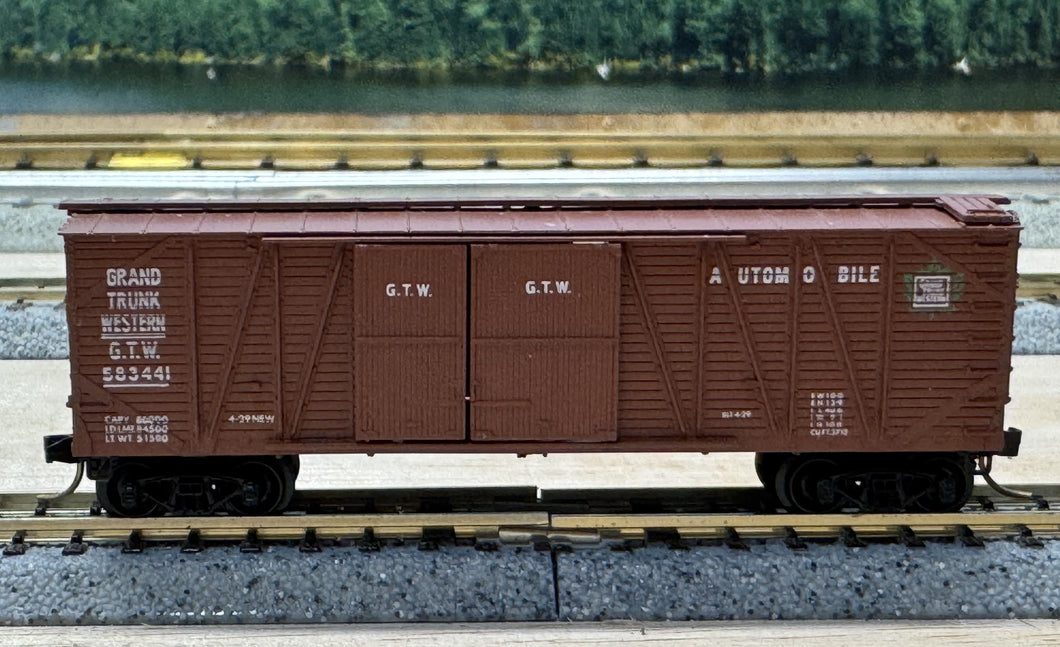 N Scale - MTL 29010 Grand Trunk Western 40' 1 1/2 Door Boxcar GTW583441 N11368