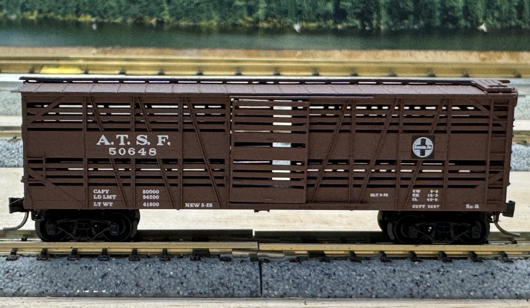 N Scale - MTL 35080 AT&SF 40' Despatch Stockcar ATSF50648 N11356