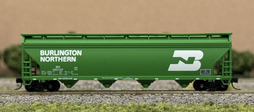 N - Atlas 3951 Burlington Northern ACF 4-Bay Covered Hopper BN460197 N11558