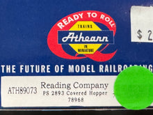 Load image into Gallery viewer, HO - Athearn 89073 Reading PS 2893 Covered Hopper RDG78968 HO11591
