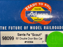 Load image into Gallery viewer, HO Scale - Athearn 98099 Santa Fe &quot;Scout&quot; 50&#39; Double Door Boxcar ATSF10304 HO11906
