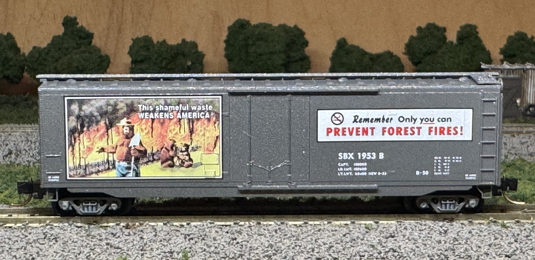 N Scale - MTL 03200403 Smokey Bear 50' Plug Door Boxcar Car #3 N11758