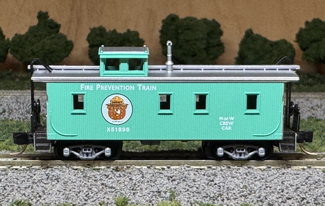 N Scale - MTL 51210 Smokey Bear 34' Wood Sheathed Caboose X51898 N11768