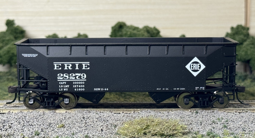 HO - Atlas 18882 Erie Railroad 2-Bay Offset Side Hopper #28279 HO11923