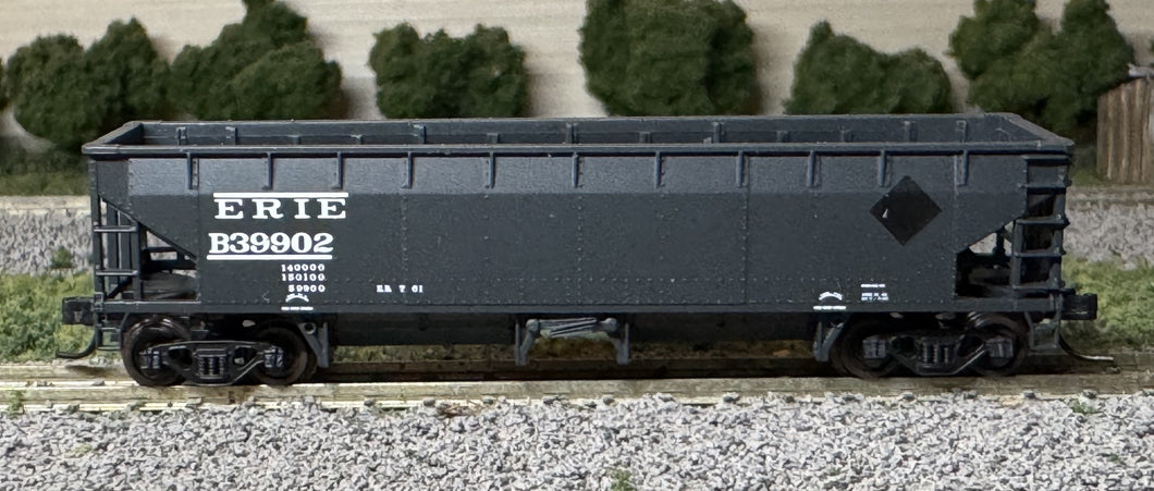 N Scale - Atlas Erie Railroad (Not sure what kind) Hopper #B39902 N11998