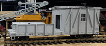 Load image into Gallery viewer, G Scale - USA Trains Denver &amp; Rio Grande M of W Crane &amp; Crane Tender Dave13
