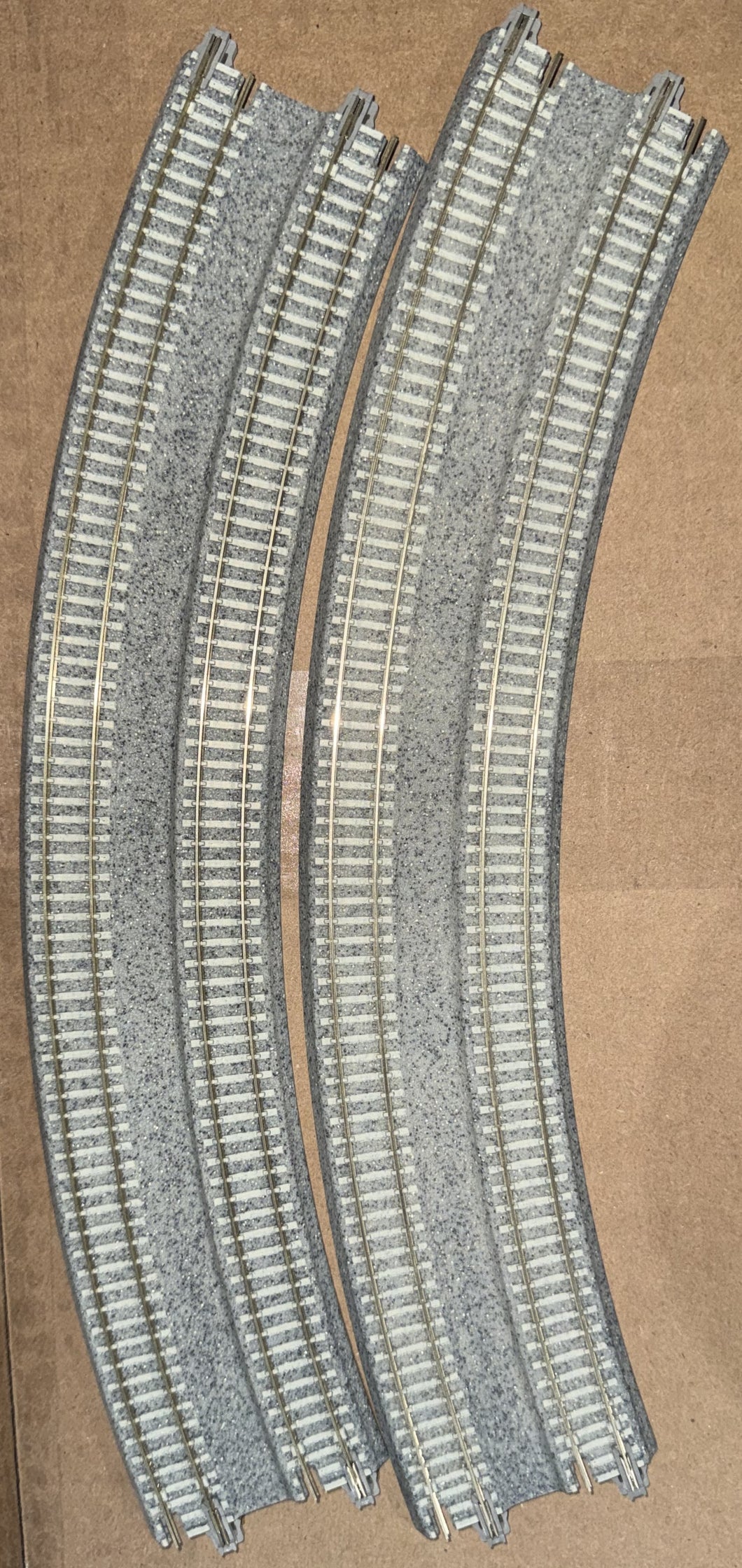 N - Kato 20-181 Concrete Tie Double Superelevated Curve R414/R381-45° (2 pcs.) N13202