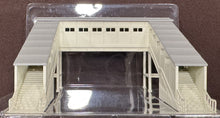 Load image into Gallery viewer, N Scale - Kato 23-234 Unitrack Suburban Overheard Stairway N13266
