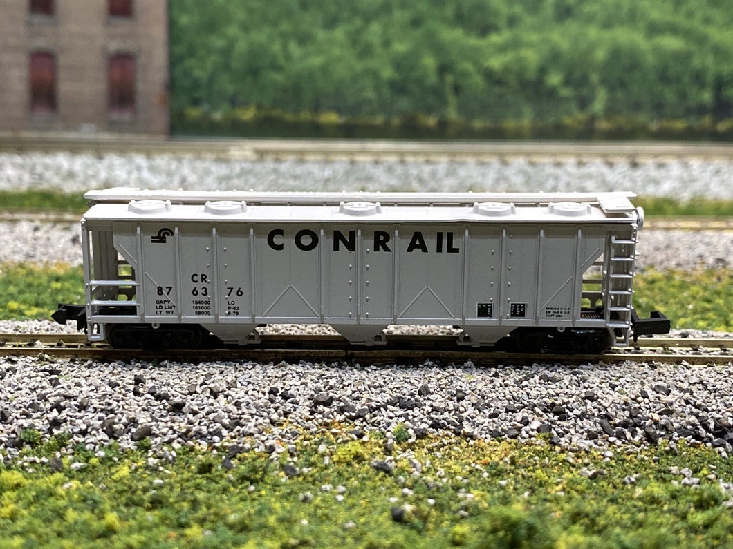 N Scale - Atlas Conrail 3-Bay Covered Hopper CR 876376 N2624