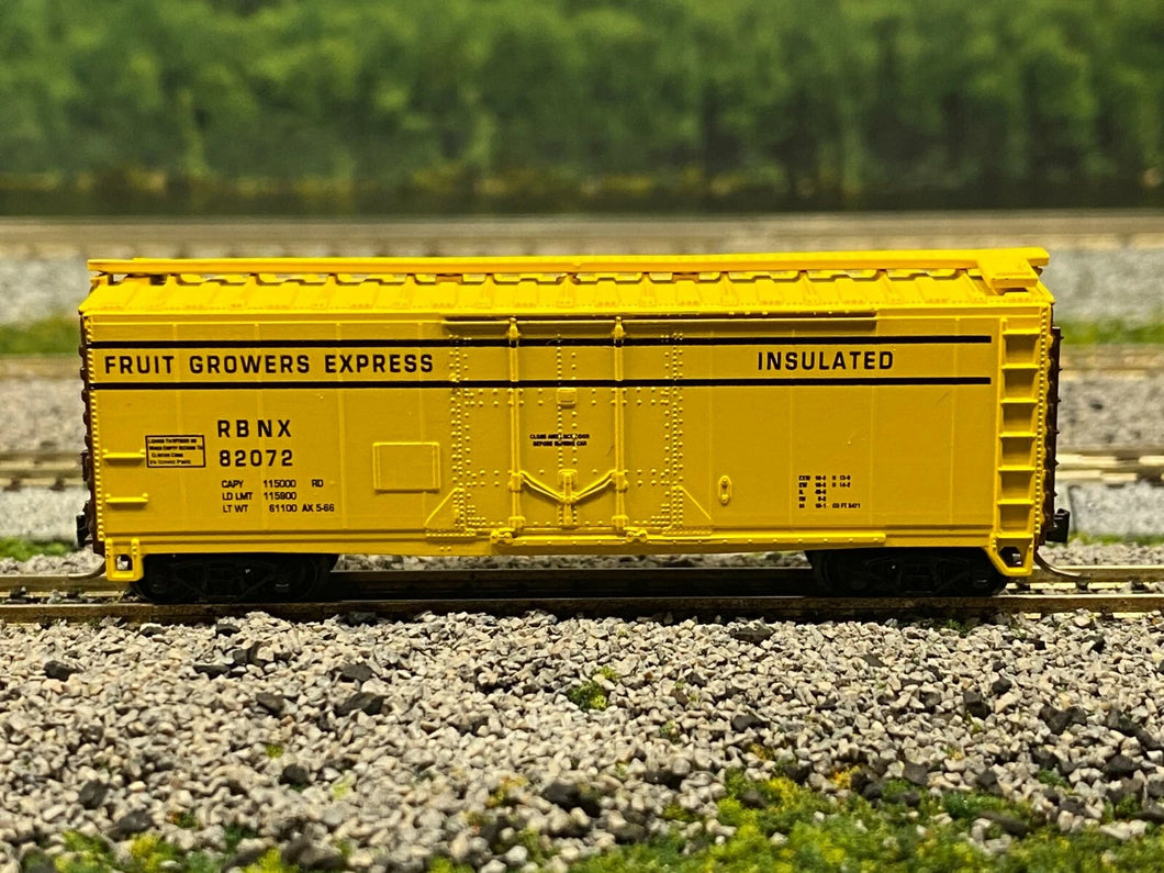 N Scale - Atlas 3331 Fruit Growers Express 40' Plug Door Reefer RBNX 82072 N3471