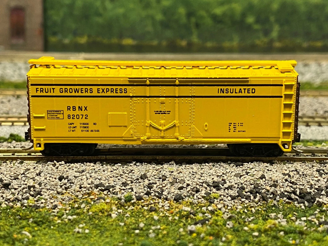 N Scale - Atlas 3331 Fruit Growers Express 40' Plug Door Reefer RBNX 82072 N3669