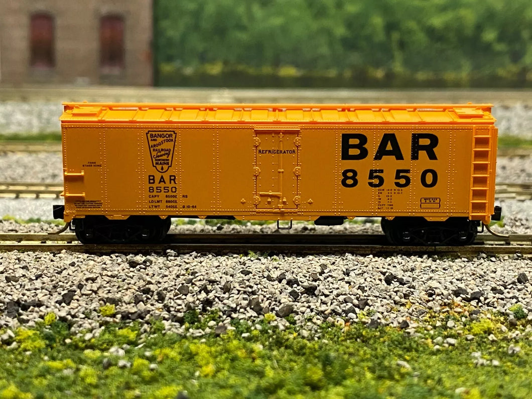 N Scale - MTL 59020 Bangor & Aroostook 40' Steel Side Ice Reefer BAR 8550 N3832