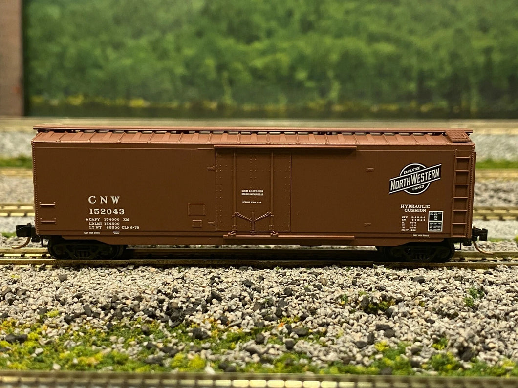 N Scale - MTL 32230 Chicago & Northwestern 50' Plug Door Boxcar CNW 152043 N4414