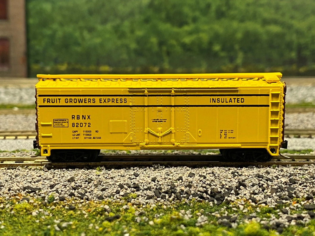 N Scale - Atlas 3331 Fruit Growers Express 40' Plug Door Reefer RBNX 82072 N3351