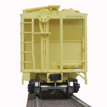 Load image into Gallery viewer, HO Scale- Atlas 20006594 Burlington Northern PS-2 Covered Hopper BN979038 HO9348
