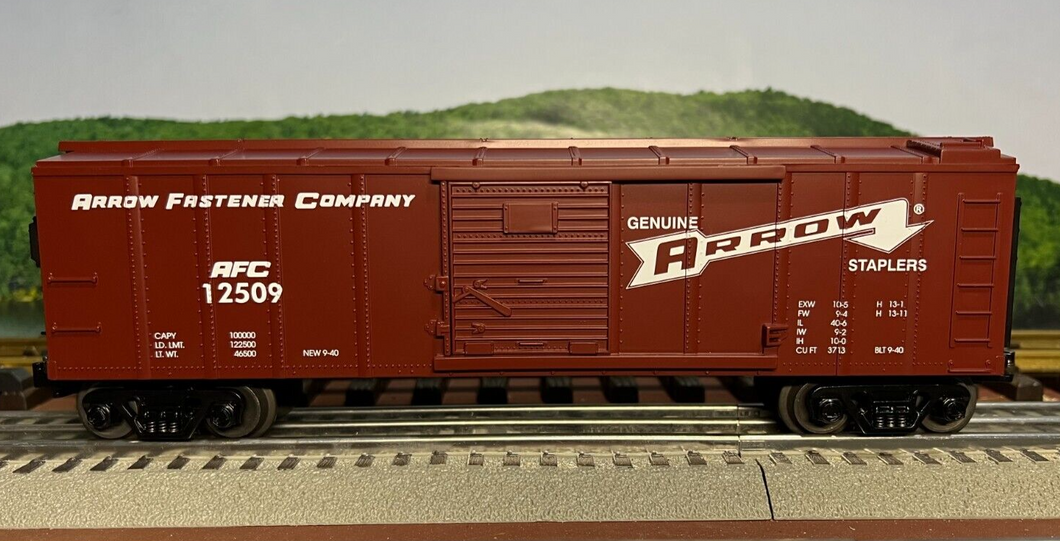 O Scale-MTH RailKing 30-7422 Arrow Stapler 40' Single Door Boxcar AFC12509 O8690