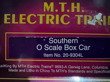 Load image into Gallery viewer, O Scale - MTH Premier 20-9304L Southern 40&#39; Single Door Boxcar 550555 O7756
