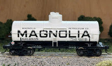 Load image into Gallery viewer, HO - Proto2000 23533 Magnolia Petroleum 10k Gallon Singe Dome Tank Car MPCX808
