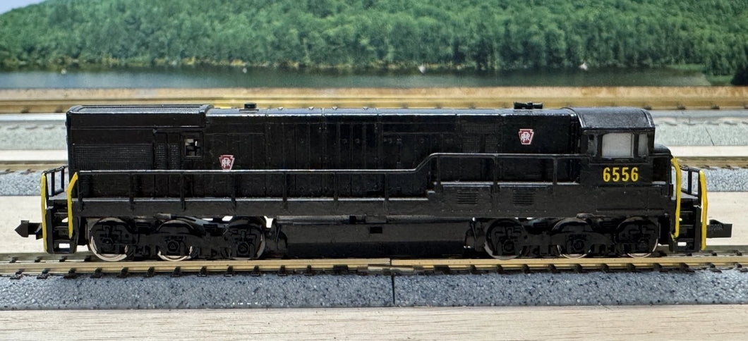 N Scale - Trix Pennsylvania Diesel Locomotive #6556 N11625