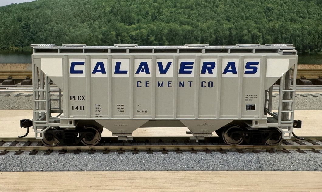 HO - Walthers 932-5388 Calaveras Cement Trinity 100 Ton Covered Hopper PLCX140