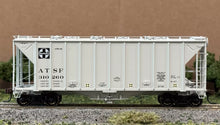 Load image into Gallery viewer, HO Scale - Athearn 87531 Santa Fe 40&#39; 2600 CF Airslide Hopper ATSF310260 HO11588
