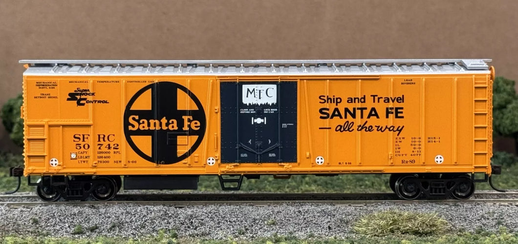 HO Scale - Athearn 85472 Santa Fe 50' Mechanical Reefer SFRC50742 HO11585