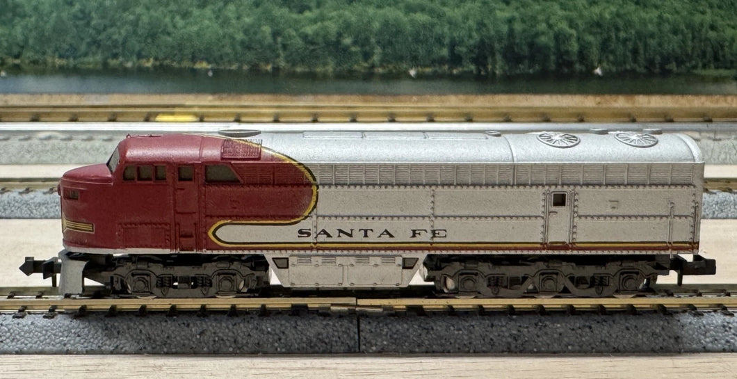 N Scale - Atlas Santa Fe (Warbonnet) Dummy 
