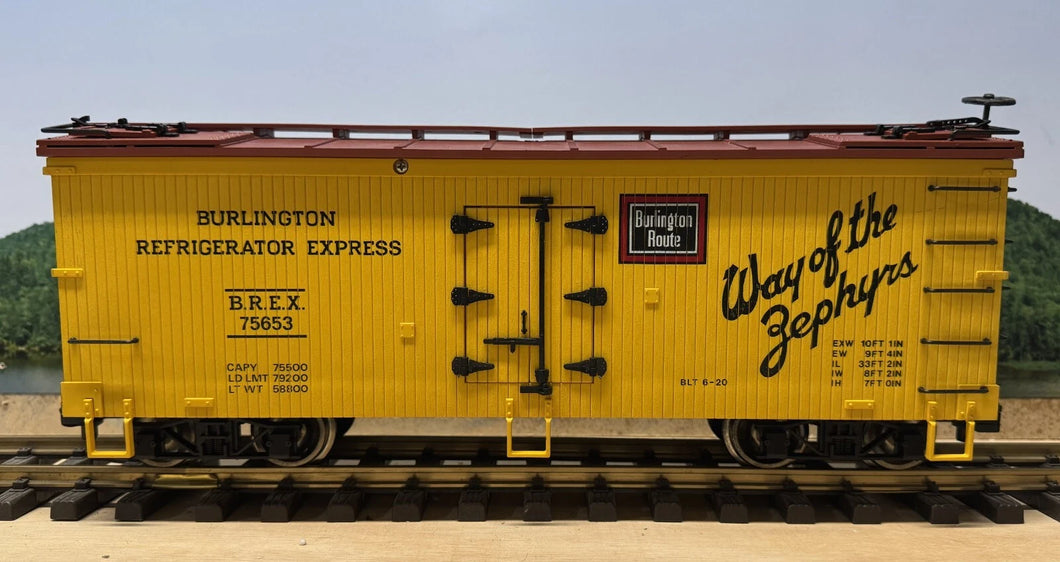 G - USA Trains Burlington Refrigerator Express 40' Wood Reefer BREX75653 G12313