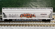 Load image into Gallery viewer, N-Atlas New York Central ACF 4-Bay Centerflow Hopper w/ Graffiti NYC892086 N8932
