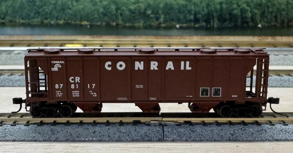 N Scale - Athearn 11364 Conrail PS 2883 Covered Hopper CR878117 N11142