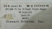 Load image into Gallery viewer, HO - Stewart Hobbies 10004 Santa Fe 70 Ton 14 Panel Hopper Kit ATSF80000 HO10865
