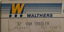 Load image into Gallery viewer, HO Scale- Walthers 933-1402 Pennsylvania Railroad 32&#39; Dry Van Trailer (2) HO8907
