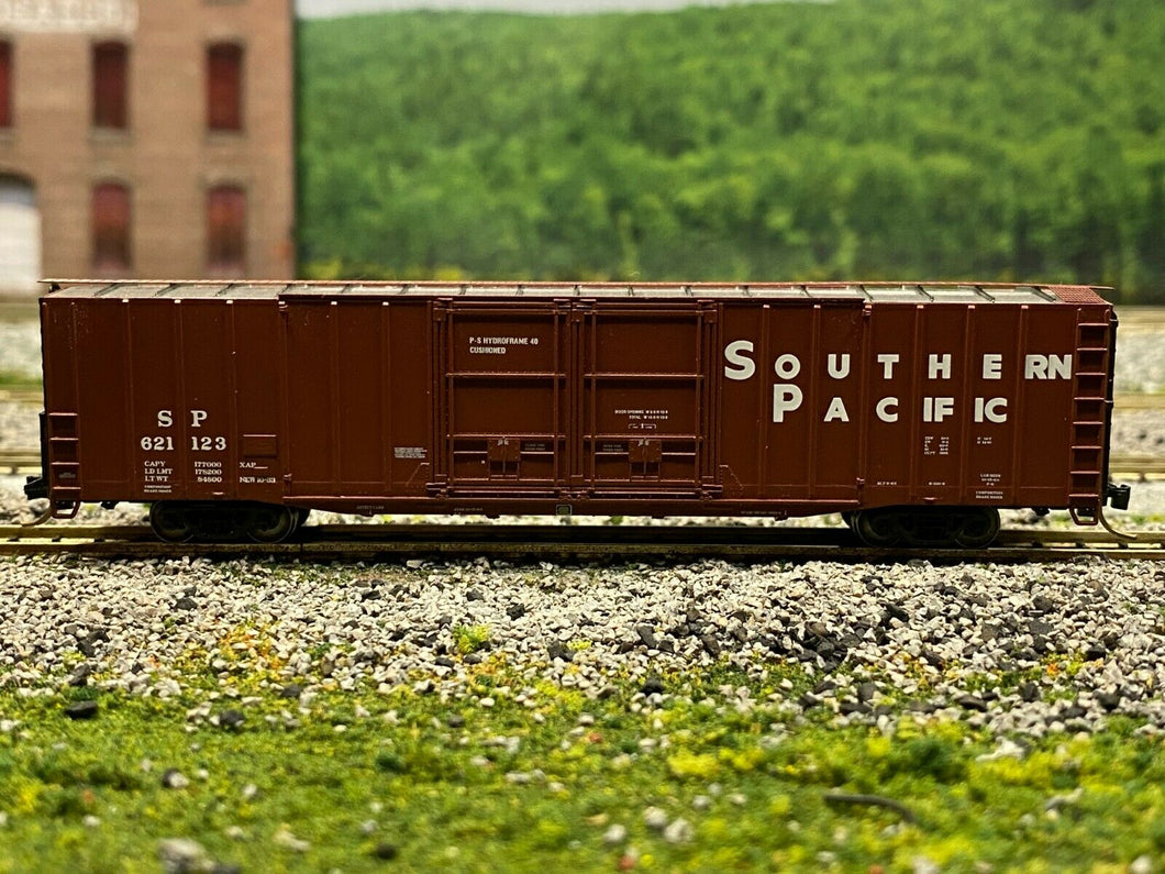 N Scale - Athearn 10771 Southern Pacific 60' PS Auto Parts Boxcar SP621123 N5390
