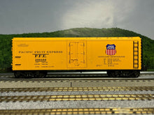 Load image into Gallery viewer, O Scale - K-Line K642-21133 Union Pacific-PFE Wood Sided Reefer #200466 O6250
