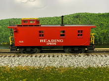 Load image into Gallery viewer, O Scale - Lionel 6-17605 Reading &quot;Standard O&quot; Woodside Caboose 17605 O3946
